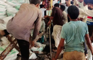 મોરબીના હળવદ GIDCના મીઠાના કારખાનામાં દિવાલ ધરાશાયી થતાં 12 શ્રમિકોના મોત, કલેકટર સહિતના અધિકારીઓ ઘટનાસ્થળે પહોંચ્યા!