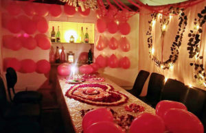 વડોદરાની “ધ લંચ બોક્સ રેસ્ટોરાંમાં કપલ બોક્સ” ચલાવતા બેની ધરપકડ, પોલીસે 7 કપલને ઠપકો આપીને ભગાડ્યા, 1 કલાક બેસવાનો ચાર્જ 250 રૂ.!