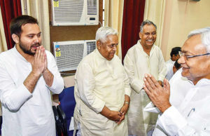 નીતીશ કુમારે ધારાસભ્યોને આગામી 72 કલાક સુધી પટનામાં રહેવાનું જાહેર કર્યું “ફરમાન”, નીતીશ કુમાર અને તેજસ્વી યાદવે બંધ રૂમમાં કરી બેઠક!