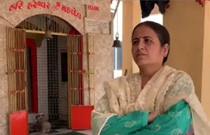શમાના આત્મવિવાહનો વિરોધ; આ વિકૃત માનસિકતા ધરાવતી મહિલા છે, તેના લગ્ન વડોદરાના કોઇપણ મંદિરમાં નહીં જ થવા દઉ’ : ભાજપ ઉપપ્રમુખ સુનિતા