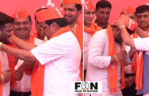 કોબાથી કમલમ સુધી હાર્દિક પટેલના રોડ શો, 12.39ના વિજય મૂર્હતમાં પાટીલના હસ્તે કેસરીયો ખેસ ધારણ કર્યો, નીતિન પટેલે પહેરાવી “ટોપી”!