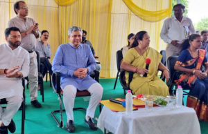 સુરત-બિલીમોરા દોડશે બુલેટ ટ્રેન; રેલવેમંત્રી કહ્યું- આગામી લોકસભા ચૂંટણી પહેલા બુલેટ ટ્રેન દોડાવવી શક્ય નથી લાગતી, મહારાષ્ટ્ર સરકારની આડોડાઈ!