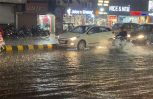 ચોથા દિવસે રાજકોટમાં પવન અને વીજળીના કડાકા ભડાકા સાથે 1 ઇંચ વરસાદ, વાવણી બાદ વરસાદથી ખેડૂતોમાં ખુશી, પડધરીમાં ખેતરો પાણીથી ભરાયાં!