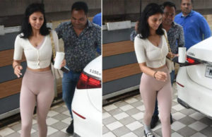 ફોટોગ્રાફર્સને જોઈને ચમકી; ફોટોગ્રાફર્સને જોતાં સુહાના ખાને મોં ફેરવી લીધું; યુઝર્સે કરી ટ્રોલ, ‘હજી તો પહેલી ફિલ્મ પણ આવી નથી અને આવો એટિટ્યૂ’!