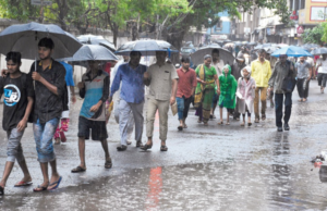 આગાહી : દક્ષિણ ગુજરાત અને સૌરાષ્ટ્રમાં 7મી સુધી ભારે વરસાદની શક્યતા; માત્ર 28.37% જળાશયોમાં પાણી, અમદાવાદ-ગાંધીનગરમાં વરસાદની ઘટ!