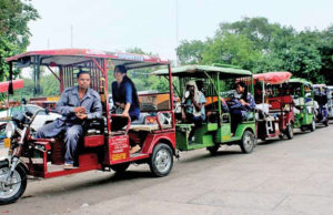 15 ઈ-રિક્ષા પ્રોજેક્ટ કરાયો શરૂ : પોળો જંગલોમાં હવેથી પેટ્રોલ-ડીઝલની કારો નહીં ચાલે, પોળોમાં ડેમ સાઈટ જવું હશે તો માત્ર જવું પડશે ઈ-રીક્ષામાં!