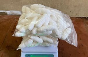 ડ્રગ્સની હેરાફેરી; મુંબઈ એરપોર્ટ પર યાત્રીના પેટમાંથી મળી 87 ડ્રગ્સની કેપ્સૂલ, 13 કરોડનું ડ્રગ્સ કરાયું જપ્ત, તો આરોપી ઘાનાનો રહેવાસી!