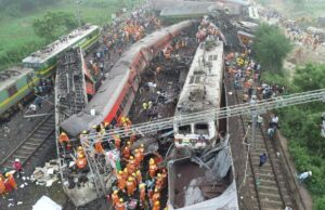 ટેક્નોલોજી છતાં વારંવાર લોકોના જીવ લેતી રેલ દુર્ઘટનાઓ, ઓડિશા બાલાસોરમાં ટ્રેન દુર્ઘટના, મૃત્યુઆંક વધીને 261