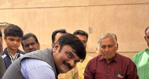 મેહુલ ગાંધીના પુસ્તકનું જૈન મહારાજની નિશ્રામાં વિમોચન