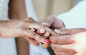 વિવાદિત મુદ્દો : પ્રેમ લગ્ન ગુનો નથી, ભાગીને લગ્ન કરવા એ નમાલા લોકોનું કાર્ય છે !