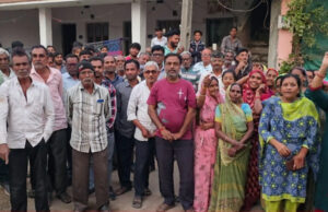 ઐતિહાસિક : કહ્યું તે કરી બતાવ્યું, ચીખલોડમાં ચૂંટણી બહિષ્કારની ચીમકી બાદ તમામ ઉમેદવારોએ ફોર્મ પરત ખેંચ્યા